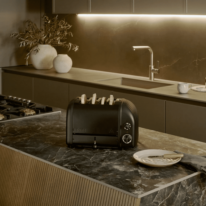 Dualit NewGen Classic Toaster 4-Slot, Stealth 