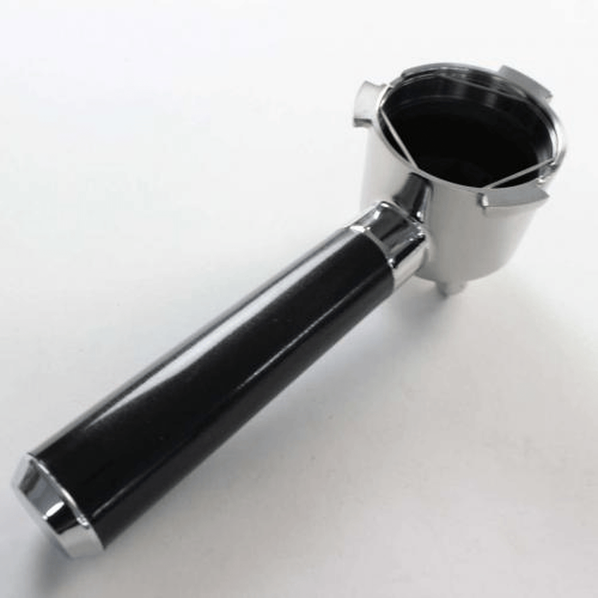 DeLonghi Filter Holder Sump / Portafilter - 7313286019